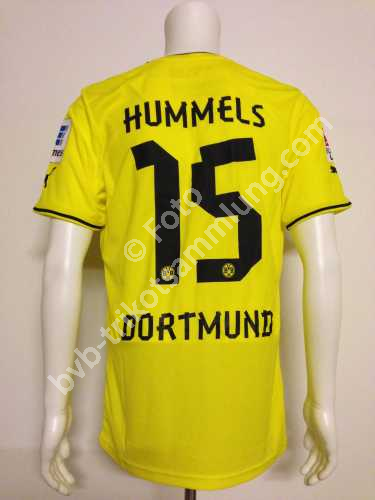 Puma Spielertrikot aus der Saison 2013 von Mats Hummels Puma Spielertrikot aus der Saison 2013 von Mats Hummels