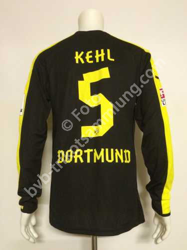 Puma Spielertrikot aus der Saison 2013 von Sebastian Kehl  Puma Spielertrikot aus der Saison 2013 von Sebastian Kehl