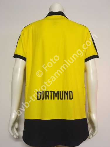 Puma Fantrikot aus der Saison 2015 von unbeflockt Puma Fantrikot aus der Saison 2015 von unbeflockt